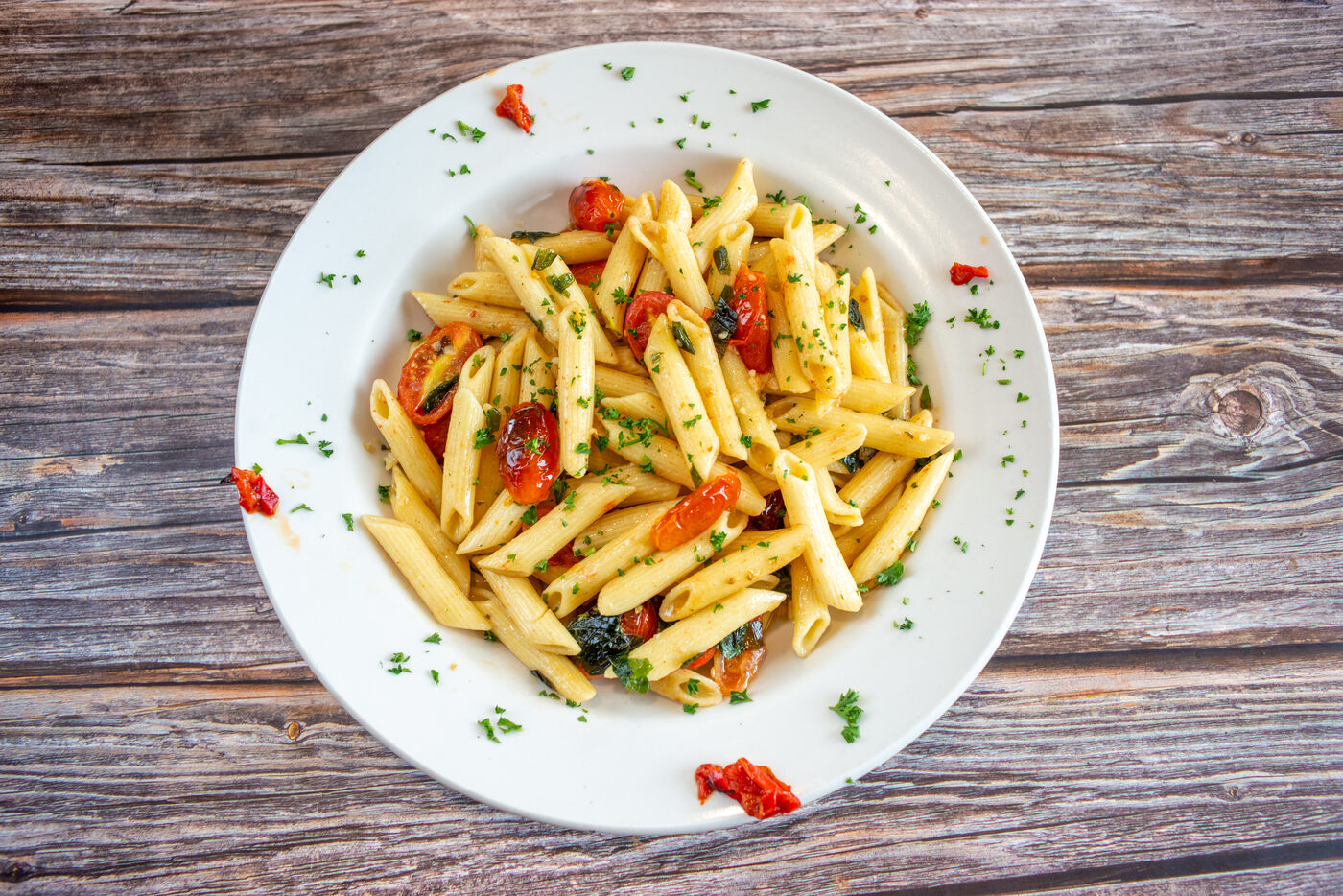 Penne Supreme with fresh tomato and basil